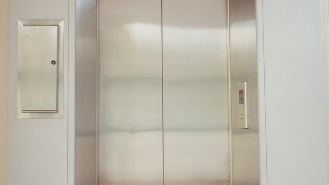 电梯外门门缝间距是多少正常