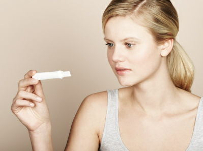 月经推迟几天可以验孕：月经推迟几天可用验孕棒测出