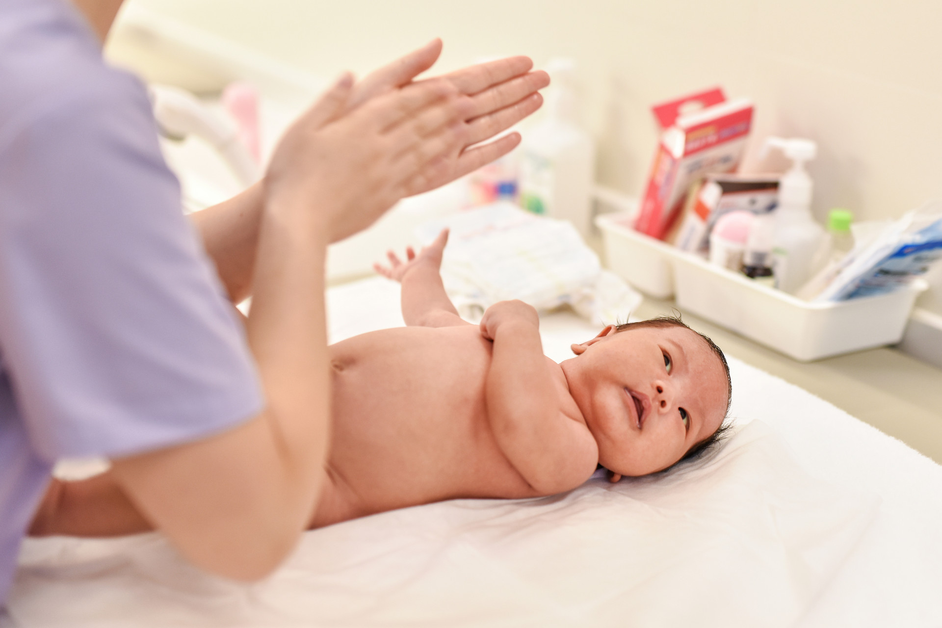 新生儿黄疸不退的原因有哪几种